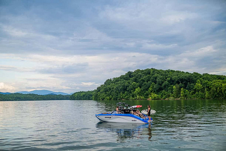 Катер Yamaha 222XE